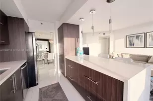 1000 W Island Blvd, Aventura, FL 33160 - Photo 21