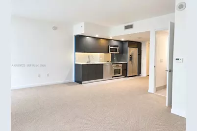 31 SE 6th St #405, Miami, FL 33131 - Photo 3