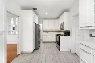 4724 Orduna Dr, Coral Gables, FL 33146 - Photo 11