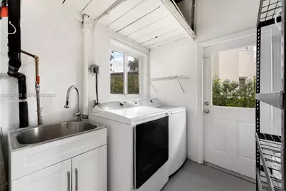 4724 Orduna Dr, Coral Gables, FL 33146 - Photo 27