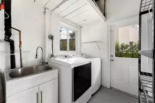 4724 Orduna Dr, Coral Gables, FL 33146 - Photo 27