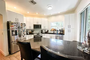 1955 NW 184th Way, Pembroke Pines, FL 33029 - Photo 13