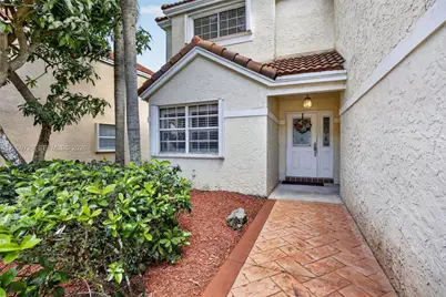 2638 Oak Park Cir, Davie, FL 33328 - Photo 3
