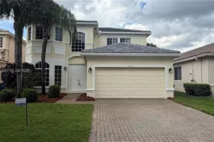 19351 SW 61st St, Pembroke Pines, FL 33332 - Photo 1
