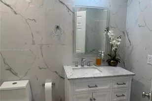 1051 SW 99th Ave, Pembroke Pines, FL 33025 - Photo 23