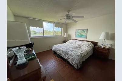 9423 S Hollybrook Lake Dr #203, Pembroke Pines, FL 33025 - Photo 11