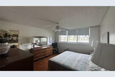 9423 S Hollybrook Lake Dr #203, Pembroke Pines, FL 33025 - Photo 9