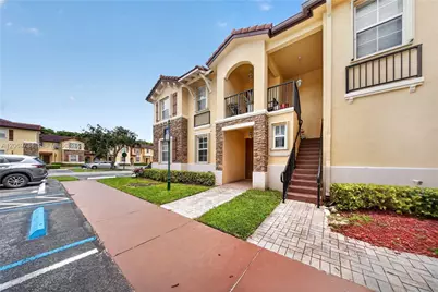 1495 NE 33rd Ave #101, Homestead, FL 33033 - Photo 5