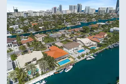 437 Holiday Dr, Hallandale Beach, FL 33009 - Photo 1