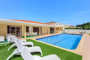 437 Holiday Dr, Hallandale Beach, FL 33009 - Photo 19