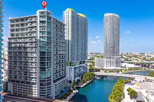 690 SW 1st Ct, Miami, FL 33130 - Photo 3