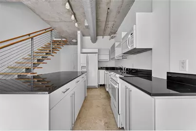 690 SW 1st Ct #2122, Miami, FL 33130 - Photo 9