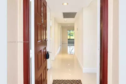 500 SW 130th Ter #109A, Pembroke Pines, FL 33027 - Photo 1