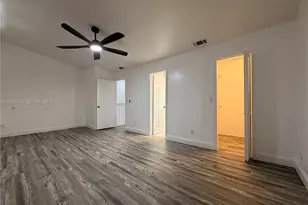 4004 SW 68th Ln, Miramar, FL 33023 - Photo 13