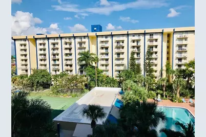 4550 NW 9th St #605E, Miami, FL 33126 - Photo 1