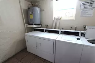 4550 NW 9th St, Miami, FL 33126 - Photo 17