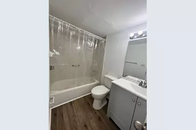 4550 NW 9th St #605E, Miami, FL 33126 - Photo 3