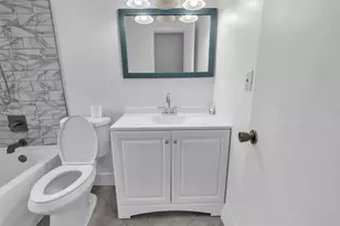 1640 NE 33rd St, Pompano Beach, FL 33064 - Photo 17