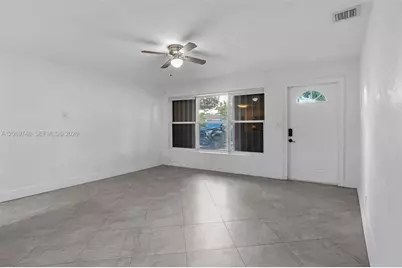 1640 NE 33rd St, Pompano Beach, FL 33064 - Photo 11