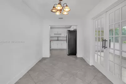 1640 NE 33rd St, Pompano Beach, FL 33064 - Photo 21