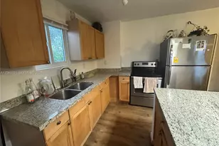 329 NW 44th St, Miami, FL 33127 - Photo 7