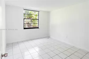 [Address not provided], Miami, FL 33172 - Photo 9
