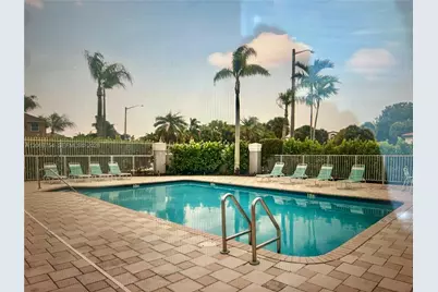 387 NW 107th Ave, Pembroke Pines, FL 33026 - Photo 35
