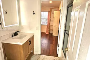 387 NW 107th Ave, Pembroke Pines, FL 33026 - Photo 27