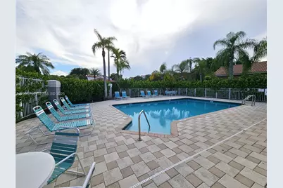 387 NW 107th Ave, Pembroke Pines, FL 33026 - Photo 37