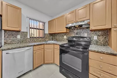 3814 Coral Tree Cir #3814, Coconut Creek, FL 33073 - Photo 7