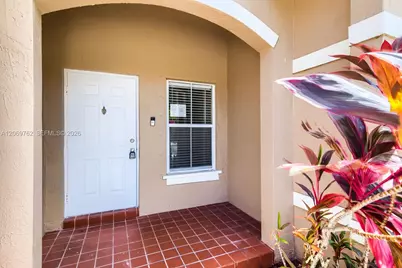 7663 N Southwood, Davie, FL 33328 - Photo 3