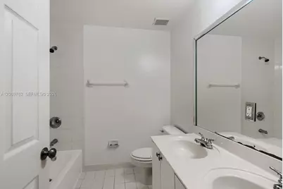 7663 N Southwood, Davie, FL 33328 - Photo 31