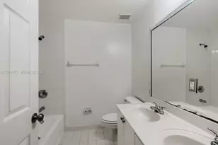 7663 N Southwood, Davie, FL 33328 - Photo 31