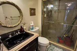 20505 E Country Club Dr, Aventura, FL 33180 - Photo 9