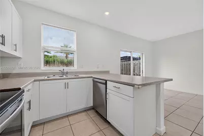 1586 SE 27th Ter #1586, Homestead, FL 33035 - Photo 21