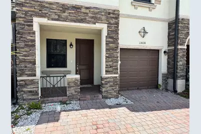 11424 SW 252nd St, Homestead, FL 33032 - Photo 3