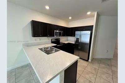 11424 SW 252nd St, Homestead, FL 33032 - Photo 9