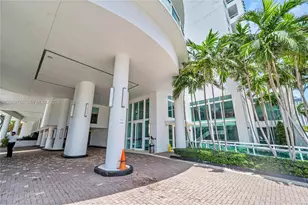 1800 N Bayshore Dr, Miami, FL 33132 - Photo 29