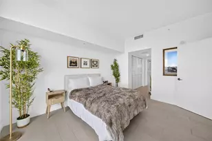 1800 N Bayshore Dr, Miami, FL 33132 - Photo 31