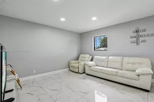 1421 N 68th Terrace, Hollywood, FL 33024 - Photo 7
