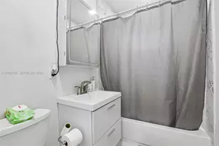 1421 N 68th Terrace, Hollywood, FL 33024 - Photo 19