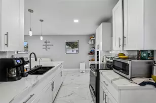 1421 N 68th Terrace, Hollywood, FL 33024 - Photo 13