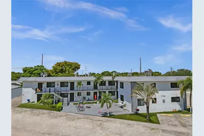 114 SE 8th St #203, Hallandale Beach, FL 33009 - Photo 1