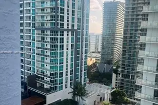 1060 Brickell Ave, Miami, FL 33131 - Photo 7