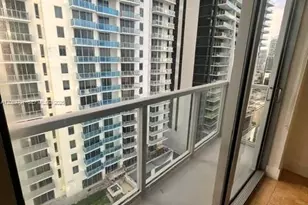 1060 Brickell Ave, Miami, FL 33131 - Photo 15