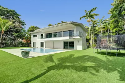 19231 NE 22nd Ave, Miami, FL 33180 - Photo 33