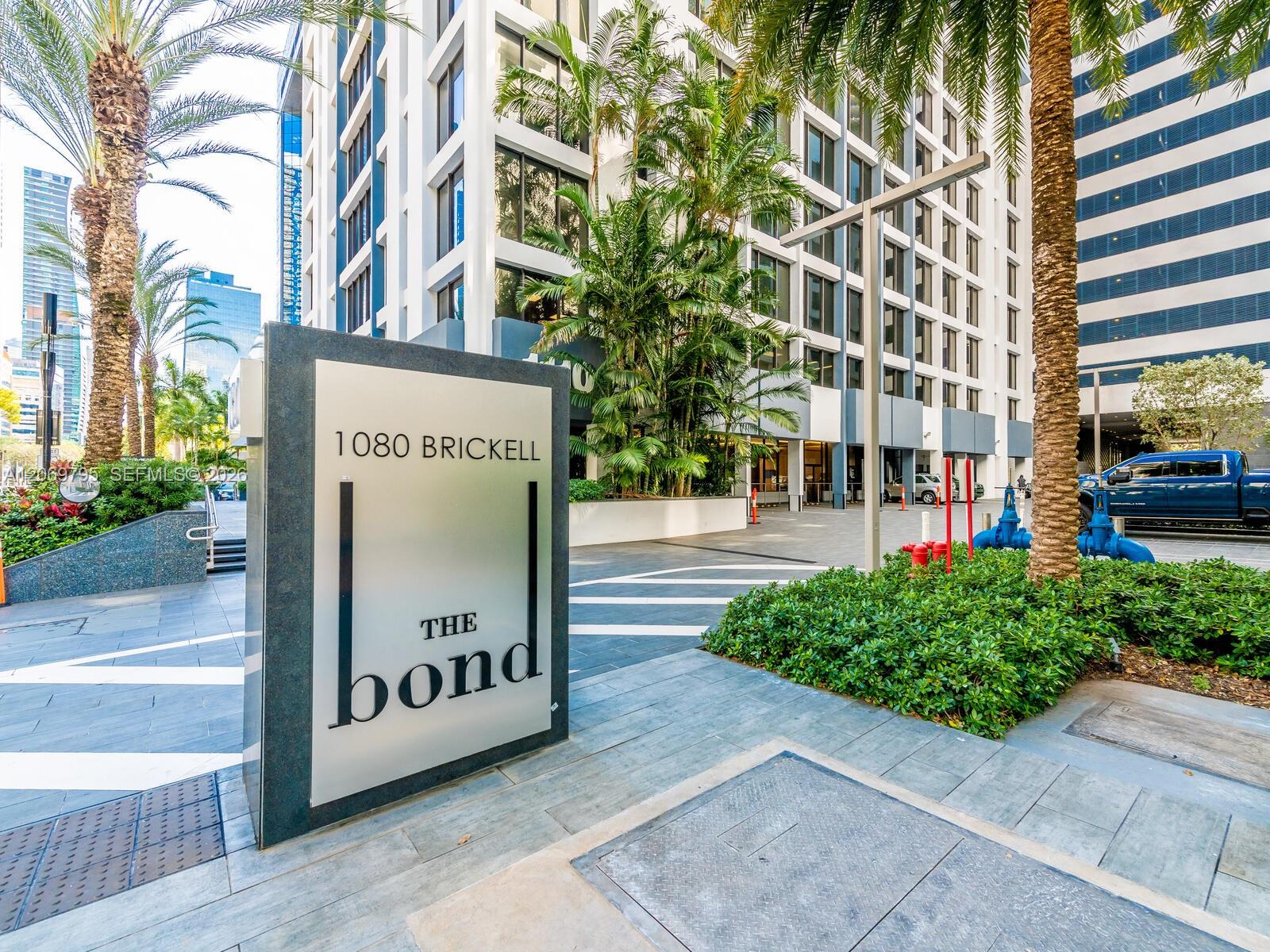 1080 Brickell Ave #2206 - 1080 Brickell Ave #2206, Miami, FL 33131 Luxury Property | Jose Angel Pina