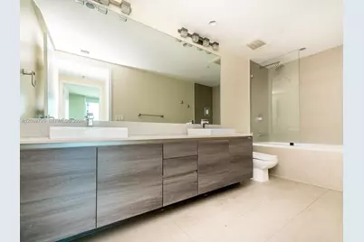 1080 Brickell Ave #2206, Miami, FL 33131 - Photo 25