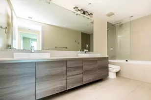 1080 Brickell Ave, Miami, FL 33131 - Photo 25