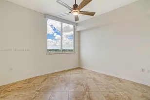 704 N Ocean Blvd, Pompano Beach, FL 33062 - Photo 23